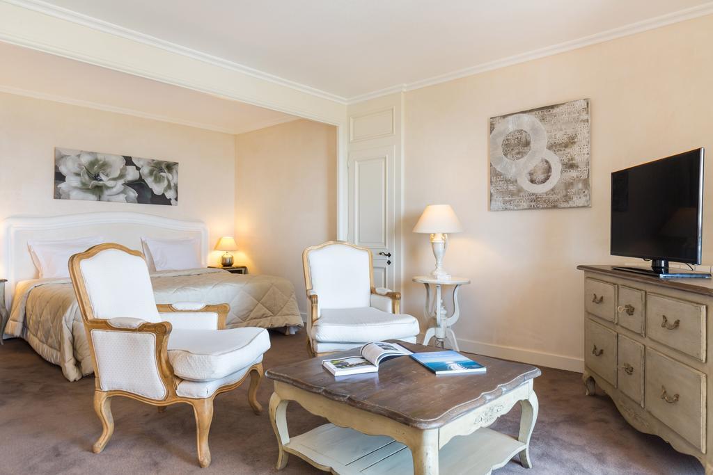 La Bastide De Tourtour Hotel & Spa Екстер'єр фото